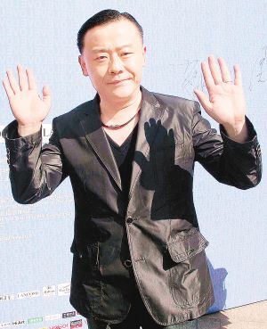 周立波