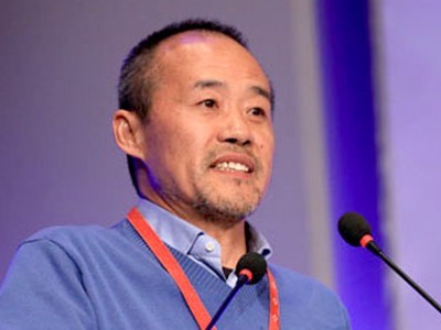 王石